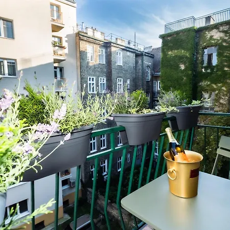 شقة Silent Luxury,